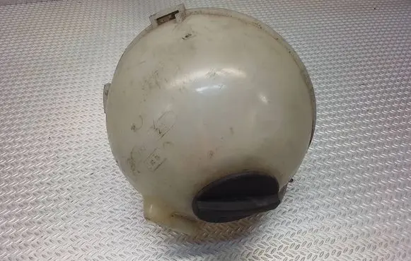 Mercedes-Benz Vito Viano W639 Coolant expansion tank/reservoir A6395010203