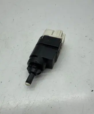 Dacia Spring Brake pedal sensor switch 253206170R C68635 2021010600954