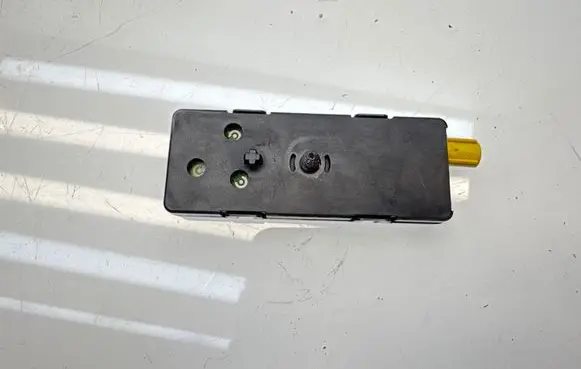 BMW iX Aerial GPS antenna 50120002