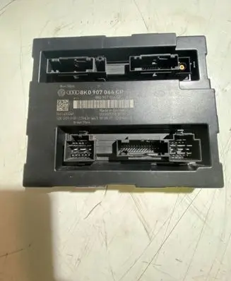 Audi A4 S4 B8 8K Comfort/convenience module 8K0907064CP 5DK00991833