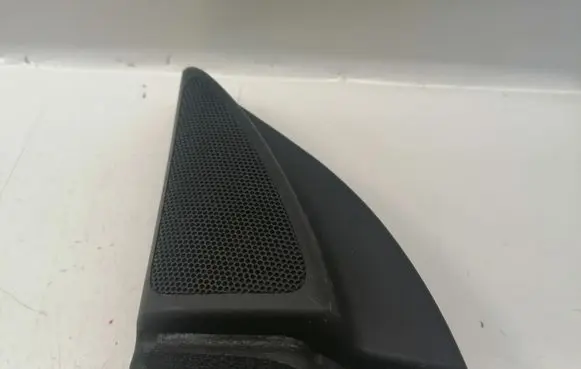 Toyota Avensis T250 Front door speaker cover trim 6749205060