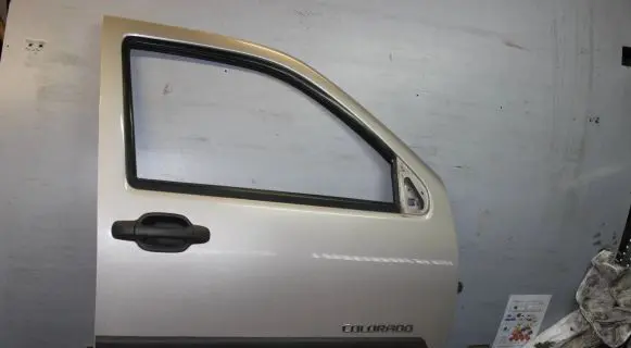 Chevrolet Colorado Front door