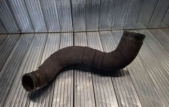 Ford Fusion II Intercooler hose/pipe R7N6A