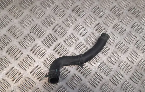 Mercedes-Benz CLS C218 X218 Engine coolant pipe/hose A2128304096