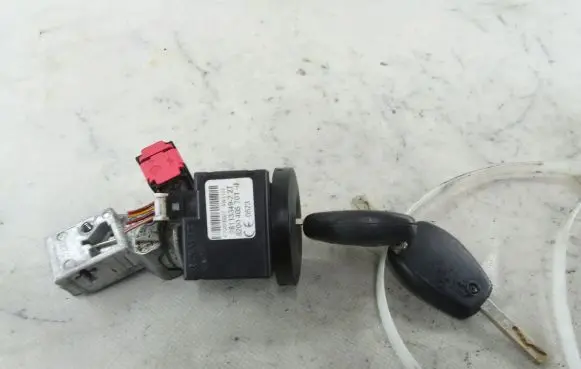 Renault Master III Ignition lock