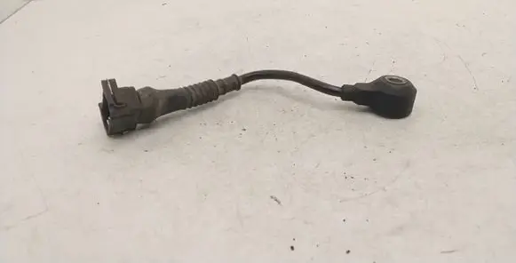 BMW 5 E34 Detonation knock sensor 1730029