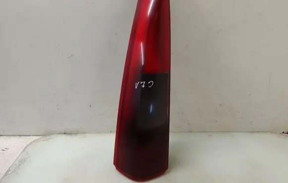 Volvo S70 V70 V70 XC Rear/tail lights 9157799