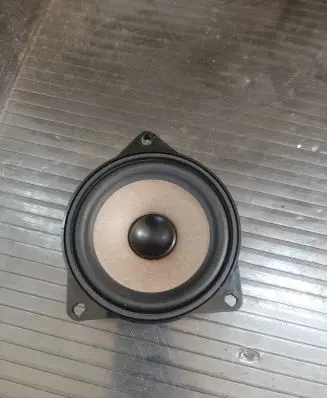Mini Cooper Countryman R60 Rear door speaker 9804157