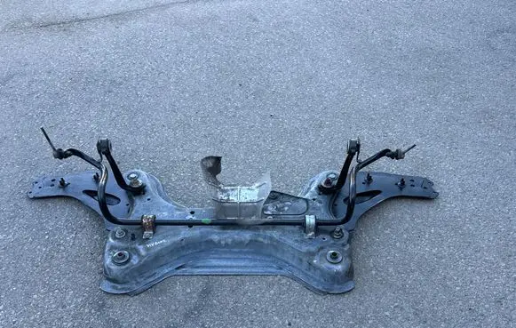 Opel Vivaro Front subframe 