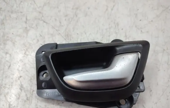 Volvo XC90 Rear door interior handle