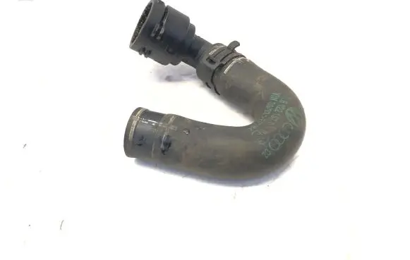 Audi Q7 4L Engine coolant pipe/hose 7L6122157D