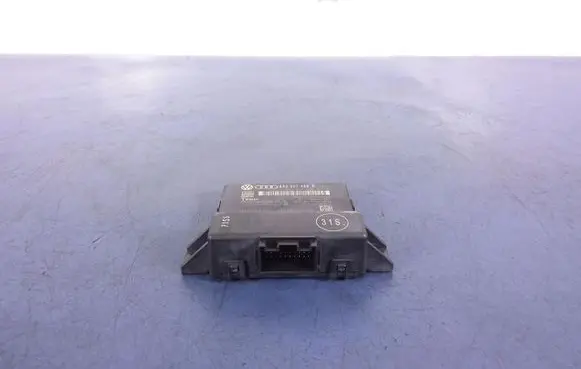Audi Q5 SQ5 Gateway control module 8R0907468R