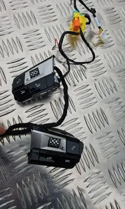 DS Automobiles 7 Crossback Steering wheel buttons/switches 9818528577 1001228B 191205
