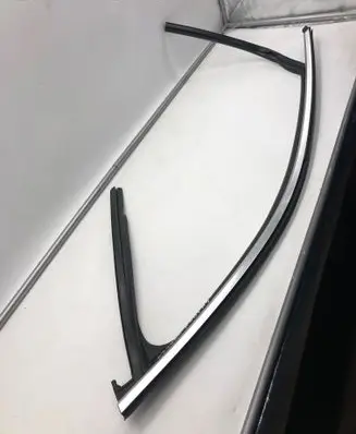 Audi A5 Rubber seal front door window/glass 