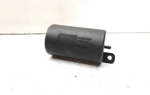 Vacuum air tank