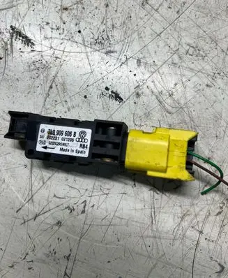 Porsche Cayenne (9PA) Airbag deployment crash/impact sensor 7L0909606B 202221 0232K79GMM