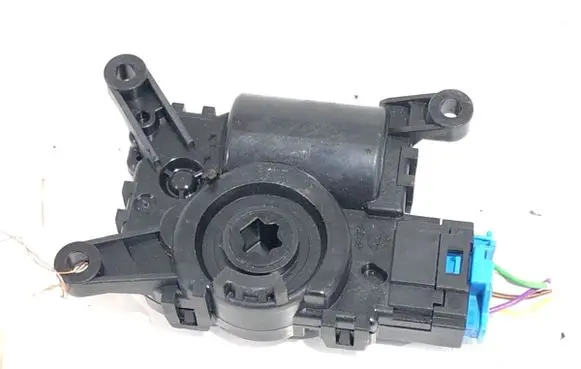 Skoda Octavia Mk4 Air flap motor/actuator 5WA907511B
