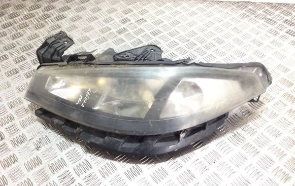 Renault Laguna III Headlight/headlamp 8200481198