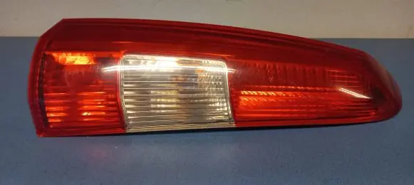 Volvo V70 Rear/tail lights 152843