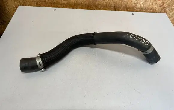 Nissan Qashqai Engine coolant pipe/hose