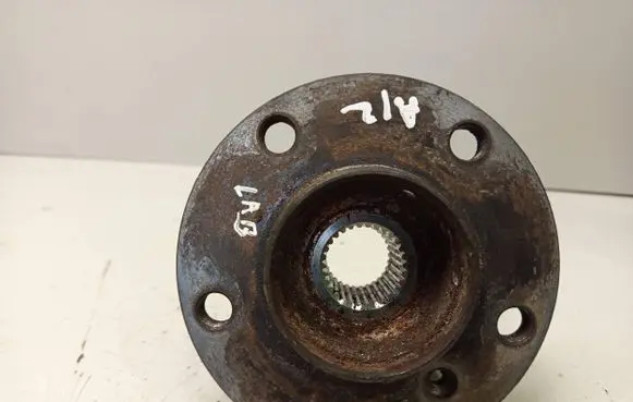 BMW 5 GT F07 Rear wheel bearing hub 