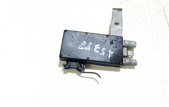 Mercedes-Benz C W202 Antenna control unit 2028201489
