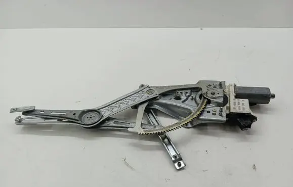 Opel Vectra C Front door window regulator with motor 9178988 106046103