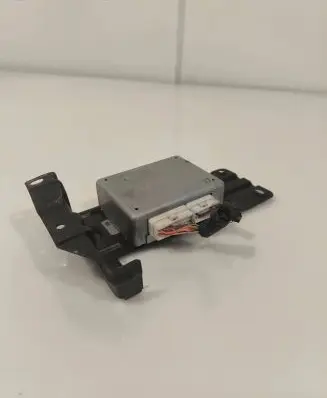 Mazda MX-3 ABS control unit/module EA7067650B 2051760