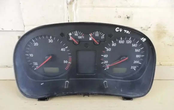 Volkswagen Golf IV Speedometer (instrument cluster) 1J0920805E 0263628002