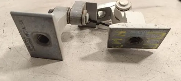BMW 3 F30 F35 F31 Front door hinge set A047058