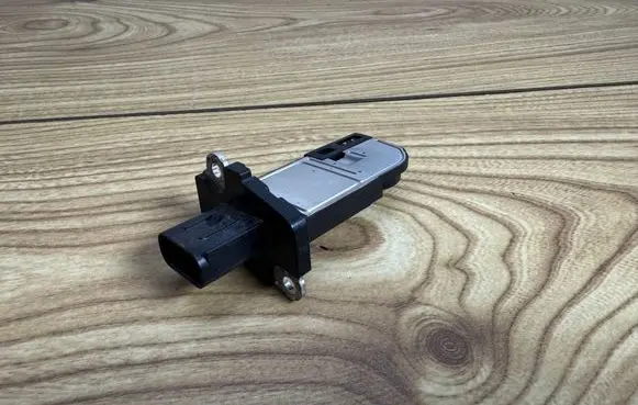 Ford S-MAX Mass air flow meter V8V2112B579AA