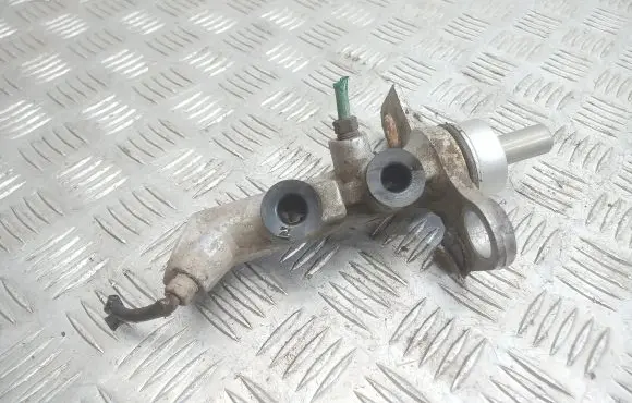 Renault Megane II Master brake cylinder