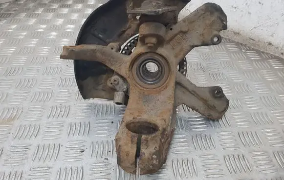Skoda Octavia Mk1 (1U) Front wheel hub