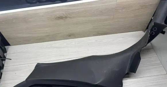 Audi A3 S3 8V (D) pillar trim (bottom) 8V5867767