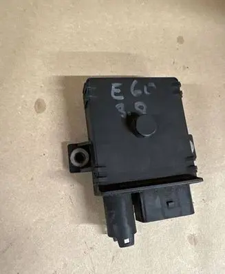 BMW 5 E60 E61 Glow plug pre-heat relay 7801201
