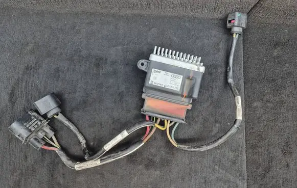 Audi A6 S6 C7 4G Fan control module 8K0959501G 8K0910501D