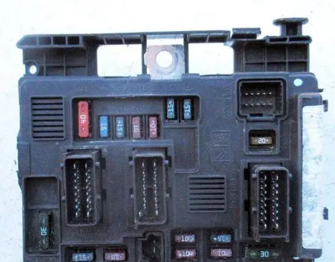 Citroen C3 Pluriel BSM Control unit 
