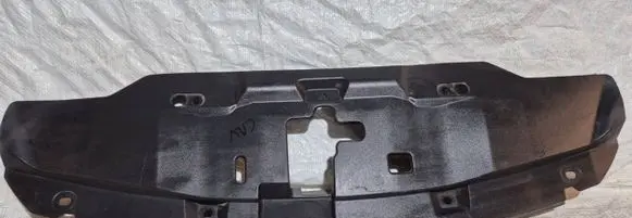 Honda CR-V Radiator trim 