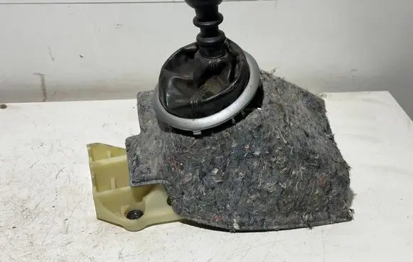 Fiat Sedici Gear shifter/selector