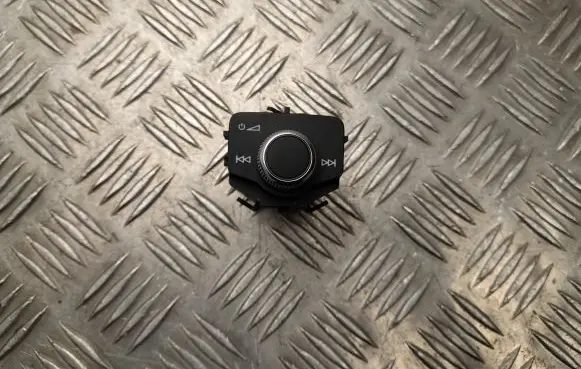Audi A1 Other switches/knobs/shifts 82B919600