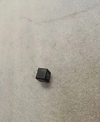 Audi A8 S8 D3 4E Other relay 8D0951253A