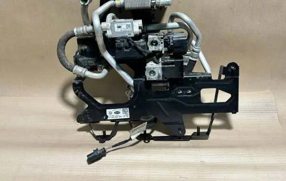 Volkswagen Golf VII Air conditioning (A/C) system set 5QE819030A 14859 4M0816703