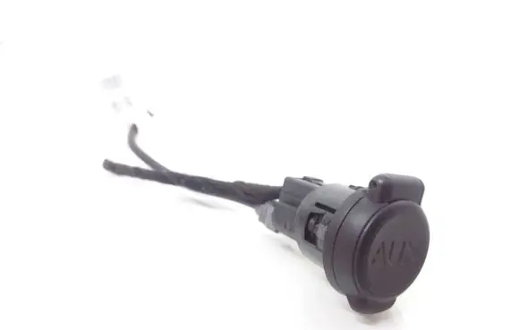 Peugeot Partner AUX in-socket connector 96647952XT 96645227XT