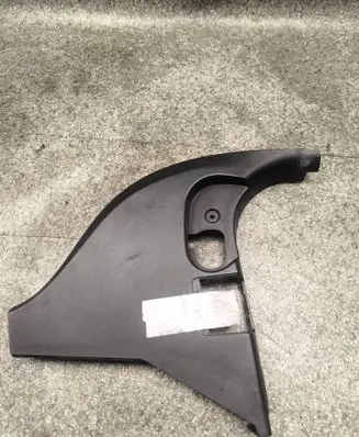 BMW 1 E81 E87 Foot area side trim 7058133 107004 11242010