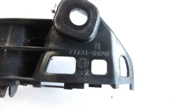 Suzuki Vitara (LY) Front bumper mounting bracket 7173154P0
