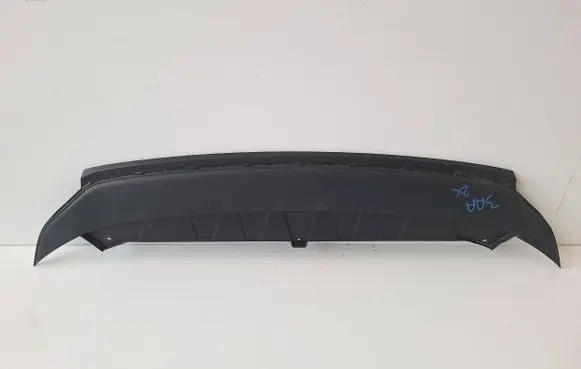 Volkswagen PASSAT B7 Front bumper lip 