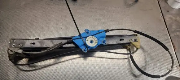 Audi A4 S4 B6 8E 8H Front window lifting mechanism without motor 8E0837462B
