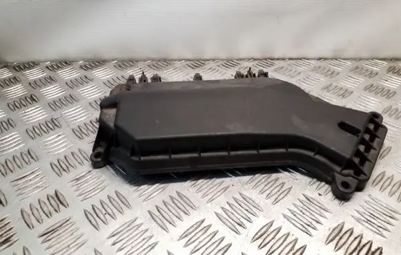 Audi A5 Sportback 8TA Fuse box cover 8K2907613B