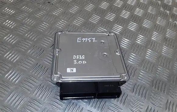 Audi A5 8T 8F Engine control unit/module 8k0907401p