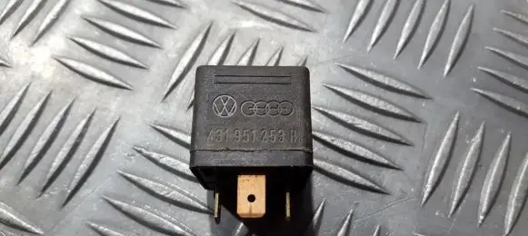 Audi A6 S6 C5 4B Other relay 0332014156 431951253h